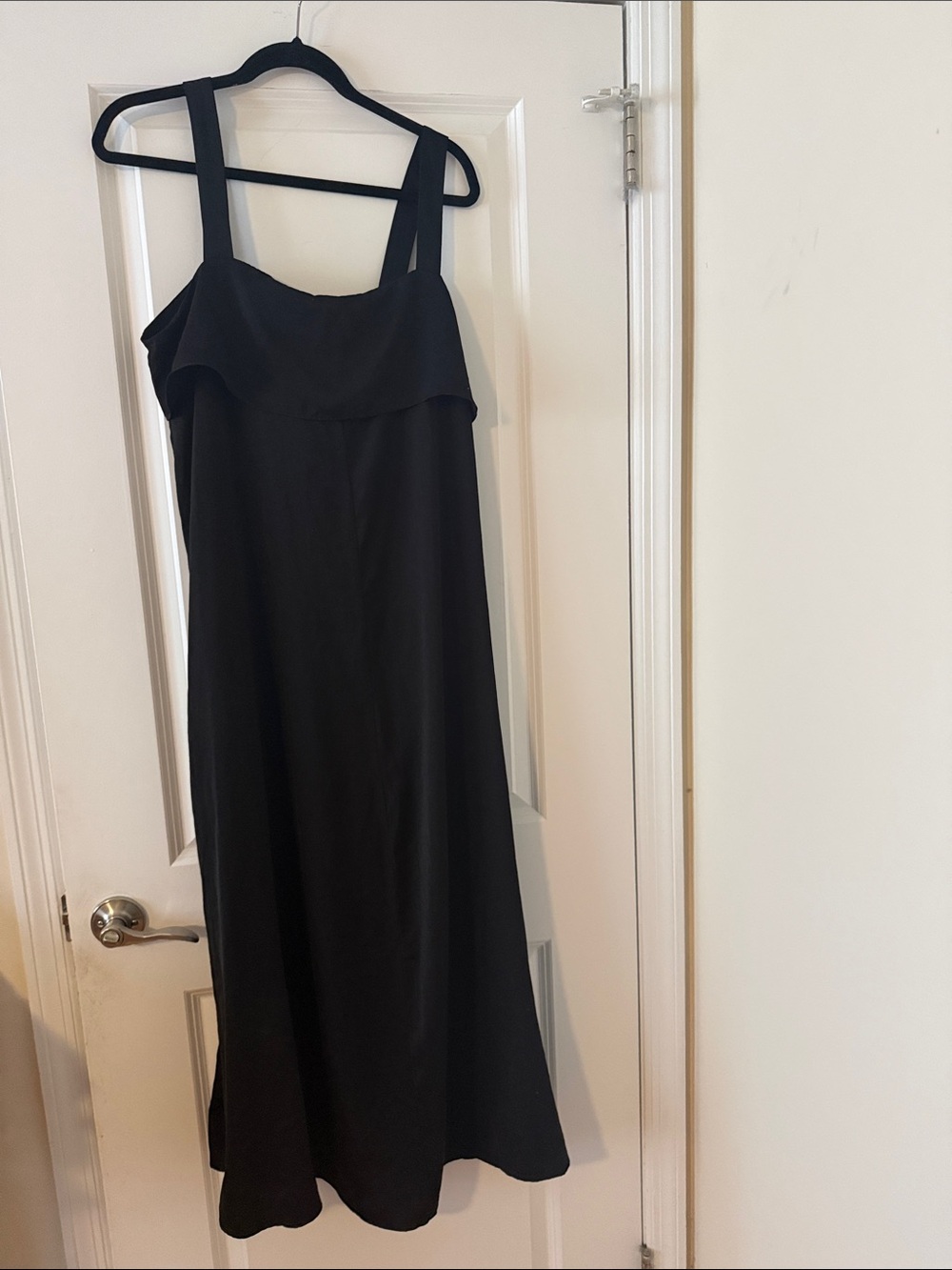 Banana republic factory black maxi dress tie back sz L large